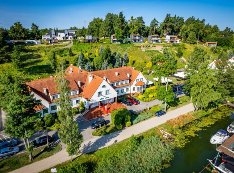 Hotel Amax Widok z lotu?v=1.0